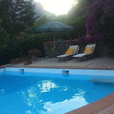 Ludonicco Oda ve Kahvaltı San Giovanni a Piro
