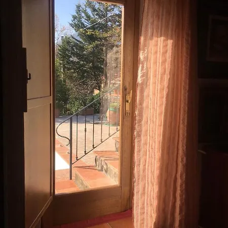 Oda ve Kahvaltı Ludonicco