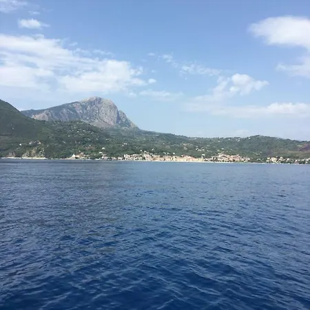 Oda ve Kahvaltı Ludonicco